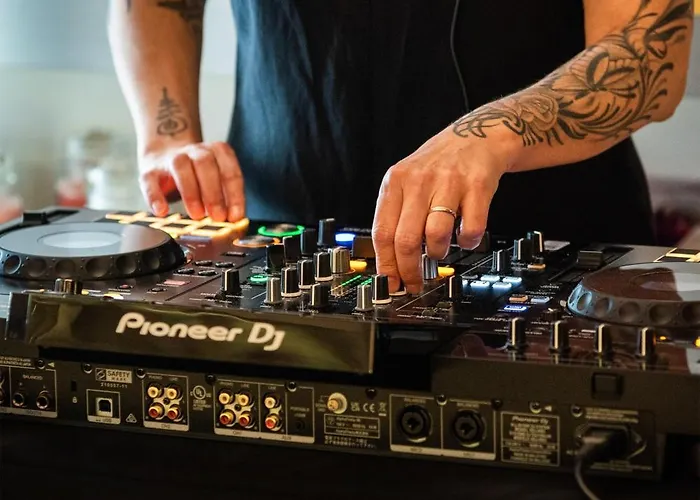 Beat And Bloom Lostallo