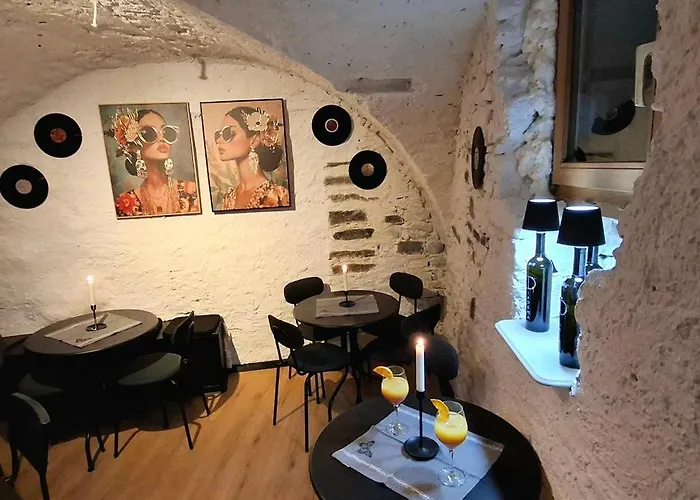 Beat And Bloom Bed & Breakfast