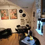 Beat And Bloom Bed & Breakfast